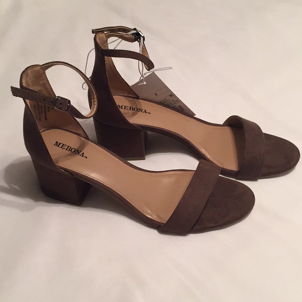 NWT - Merona Block Heel Sandal